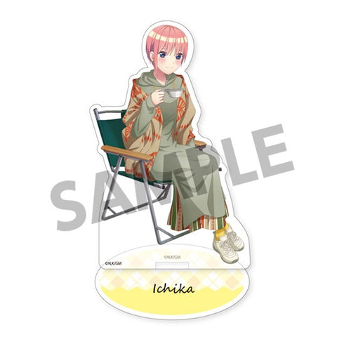 『映画 五等分の花嫁』描き下ろしアクリルフィギュア 中野一花 キャンプ ver.